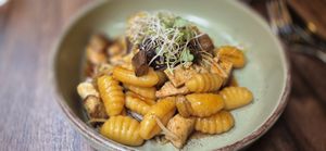 Main dish of gnocchi at VEGA - Luna in Madrid