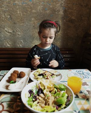 My 5 years old boy not liking the food at VEGA - Luna in Madrid