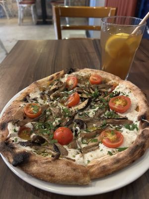 Pizza and lemonadee  at VEGA - Luna in Madrid