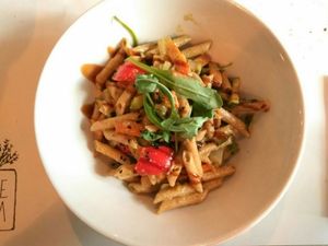 Pasta with pesto at VEGA - Luna in Madrid