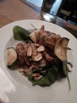 Noodles with soy at VEGA - Luna in Madrid