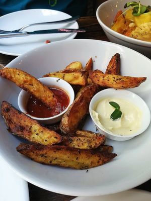 patatad at VEGA - Luna in Madrid