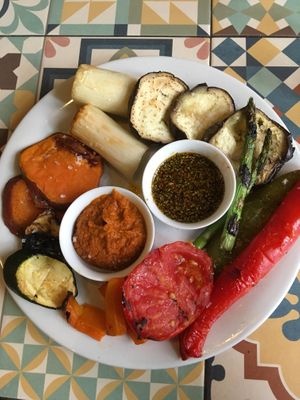 Grilled vegetable main at VEGA - Luna in Madrid