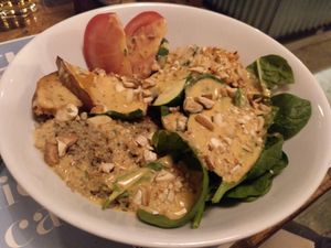 Main course / Poke at VEGA - Luna in Madrid