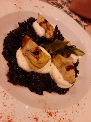 Arroz negro at VEGA - Luna in Madrid