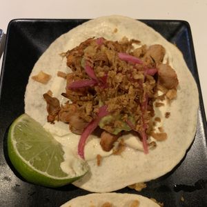 Jackfruit taco at VEGA - Luna in Madrid