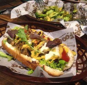 Cheese brocolis & Hotdog at Rincon Veganx in Merida