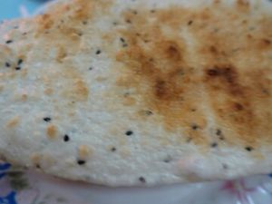 rice cracker at Sun Flower Restaurant in Nyaungshwe