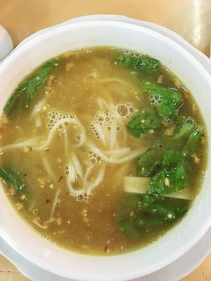 Shan Noodles at Sun Flower Restaurant in Nyaungshwe