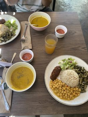 menu del día  at Govinda's - Parque Berrio in Medellin