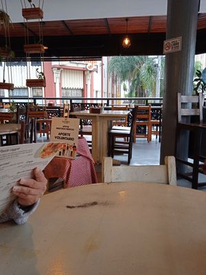 Queda en un tercer piso at Govinda's - Parque Berrio in Medellin