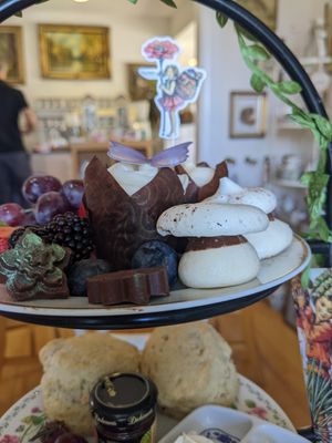  at Muir's Tea Room in Sebastopol