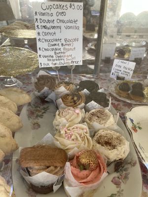 Cupcakes in display case  at Muir's Tea Room in Sebastopol