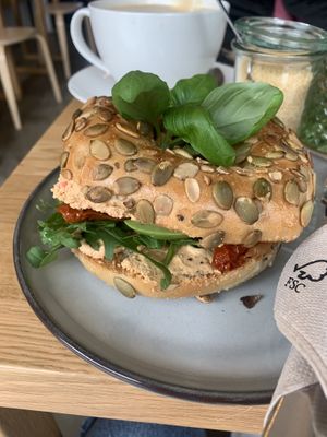 Vegan bagel with avocado, rucola and chili mouse  at Coffee Pirates in Essen