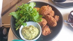 Cauliflower tartine at Fig Cafe in Castlemaine