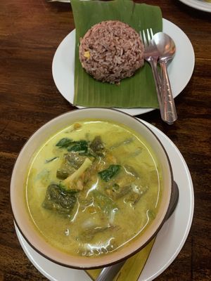 Green curry at Soul Organics in Koh Phangan