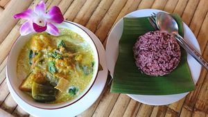 Best Green Curry! at Soul Organics in Koh Phangan