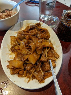 Rice noodles at Teapot Vegetarian House in Redmond