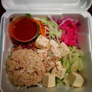 Vegan Bibimbap To-Go at En Hakkore in Chicago