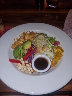 Green bowl at Lola Valentina in Isla Mujeres