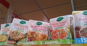 Shelf stable vegan food at Naturalia in Malakoff