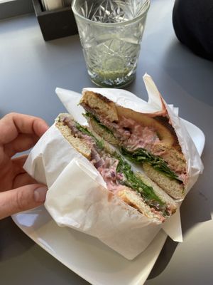 Vegan bagel with beetroot hummus   at Blueorange Coffee and Bagel - Alserbachstrasse in Vienna