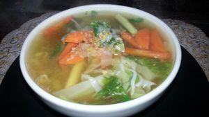 vegetable soup at The Yoga Retreat in Koh Phangan