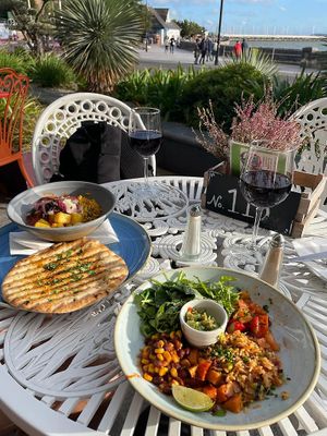 Biriyani bowl and Mexican bowl   at Visto Lounge in Torquay