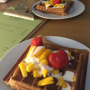 waffles de espinaca at Rizoma in Barcelona