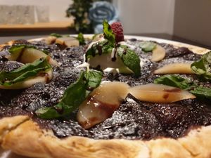 Dessert pizza with ice cream. All vegan at Brewers Beer Bar - 3eLång in Gothenburg