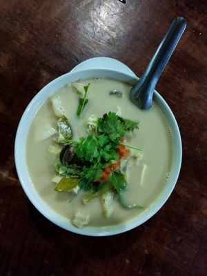 Tom ka at Green Garden & May Kaidee Cooking School in Bangkok