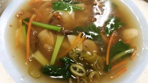 hor fun at Hwa Jin Vegetarian 華津素食 in West Singapore