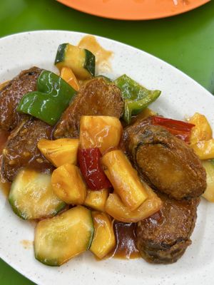   at Jin Yi Vegetarian 錦憶素食 in West Singapore