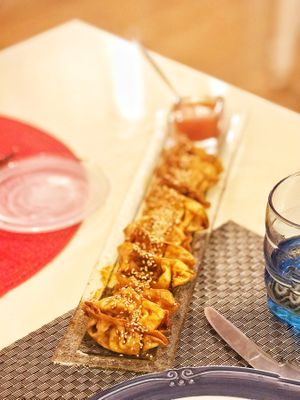 Gyozas de verduras con salsa sweet chili at La Cocina de Manuel in Oviedo