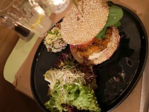 Vegan Burger at AMI in Brussels