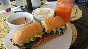 steak sandwich, mash potato and gravy with zen zinger at Violette's Vegan Organic Cafe and Juice Bar in Las Vegas