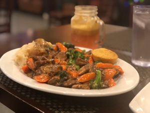 mashed potatoes and broccoli 😍 at Violette's Vegan Organic Cafe and Juice Bar in Las Vegas