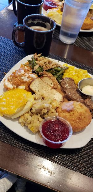 Thanksgiving at Violette's Vegan Organic Cafe and Juice Bar in Las Vegas