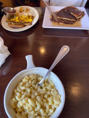 Breakfast time  at Violette's Vegan Organic Cafe and Juice Bar in Las Vegas