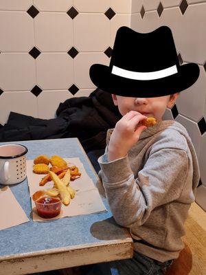 First choice of our elder son: Golden Nuggets with sweet fries. at Swing Kitchen - Schottenfeldgasse in Vienna