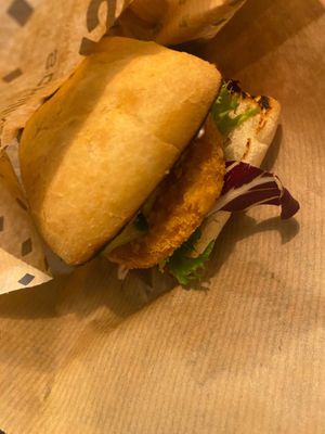 Small pink burger at Swing Kitchen - Schottenfeldgasse in Vienna