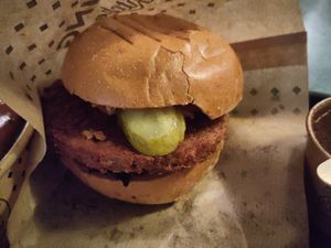 Swing burger at Swing Kitchen - Schottenfeldgasse in Vienna