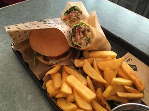 Burger & wraps at Swing Kitchen - Schottenfeldgasse in Vienna