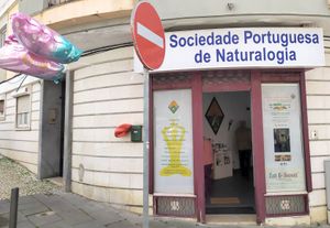 Entrance at Sociedade Portuguesa de Naturalogia in Lisbon