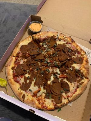 Loaded pizza at Vannucchi Brothers in Hollywood