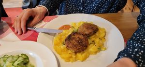 Haferbratlinge at Kaiserhuettn in Bonn