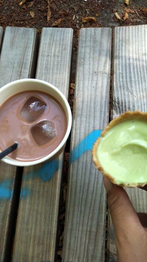 Eisschokolade und Pistazieneis at Sol in Konstanz