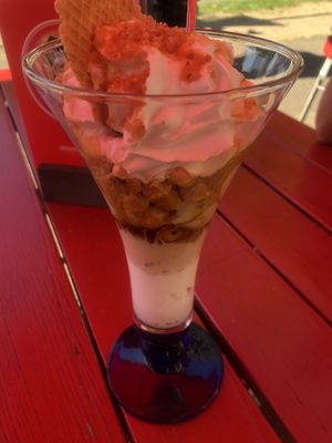 Knickerbocker Glory (Nuts)  at Sol in Konstanz