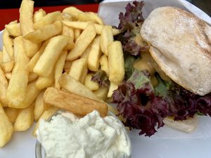 excellent burger at Sol in Konstanz