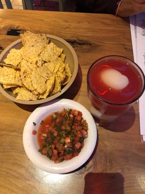 Chips + salsa + margarita at Aqui in Campbell